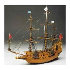 Mantua Model 778 Die Couronne 1:98 (Kit) Modell