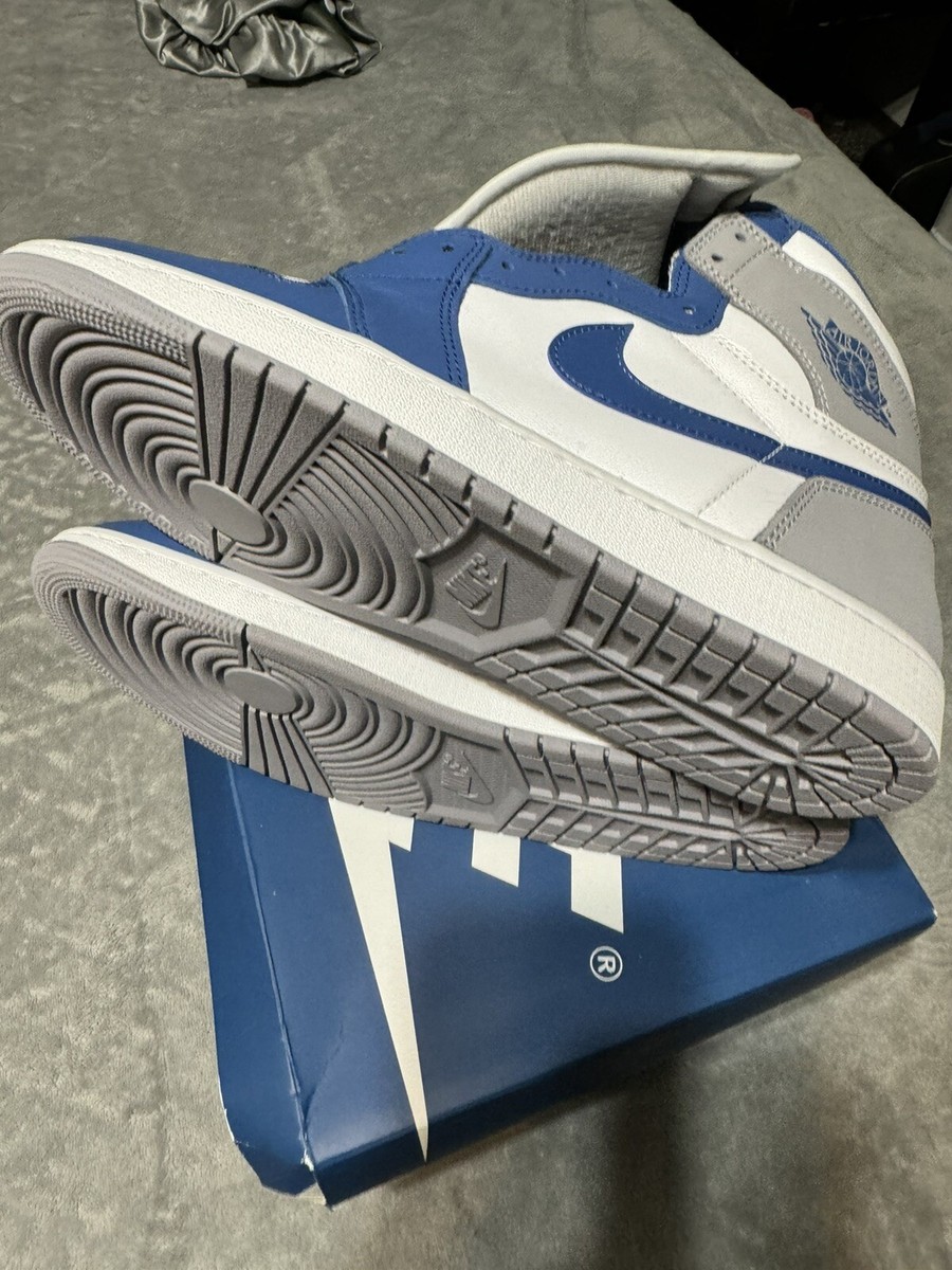 air jordan 1 retro high og blue foot locker
