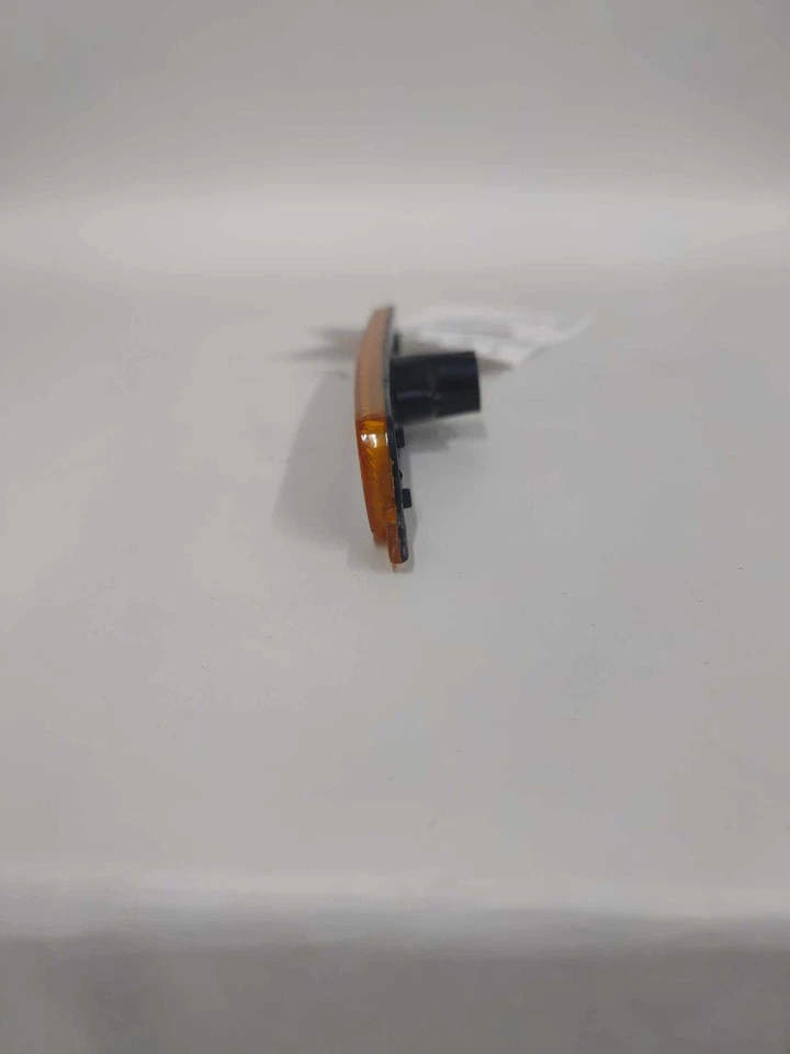 1995 - 99 雪佛兰蒙特卡罗右后雾/标记/公园/转向灯组件 — 第 2/4 张图片