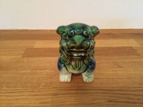 Chinese Ceramic Small Foo Dog Figurine Statue. Height 9cm - Picture 1 of 5