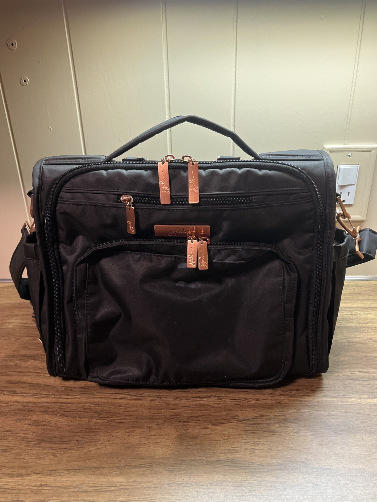 JuJuBe Satchel Diaper Backpack Black Smart Diaper Messenger Bag