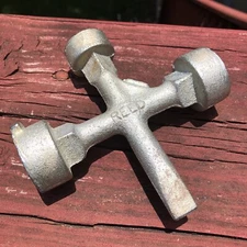 Reed MKH10820 Meter Box & Curb Box Lid Keys - Mueller® 2 Lrg & Std Pent.