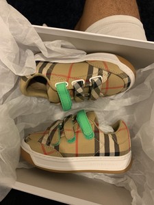 burberry kids shoes
