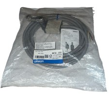 OMRON D4C-3220 LIMIT SWITCH NEW
