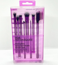 Real Techniques 8 Must-Have Everyday Eye Essentials Brush Set Complete Eye Look