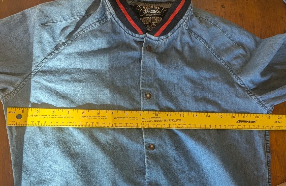 Broken Threads Chambray Light  Denim Button Up Si… - image 9