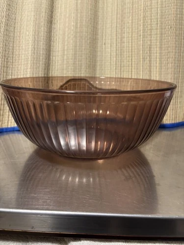 Vintage Pyrex Sculptured Cranberry 4.5 Quart Bowl, 7404-S, w/Lid, V-33-PC, NOS