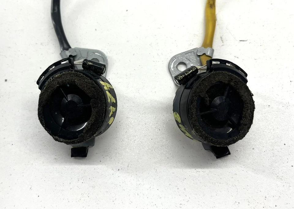 Juego de altavoces tweeter Toyota 4Runner 1996-2002 cubiertas de espejos y altavoces incluidos Foto 3 de 4