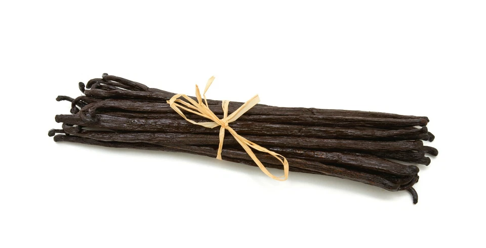 Organic Madagascar Vanilla Beans Whole Grade A Pods for Vanilla Extract & Baking - Image 2 of 4