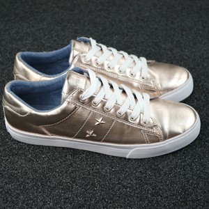 tommy hilfiger shoes gold