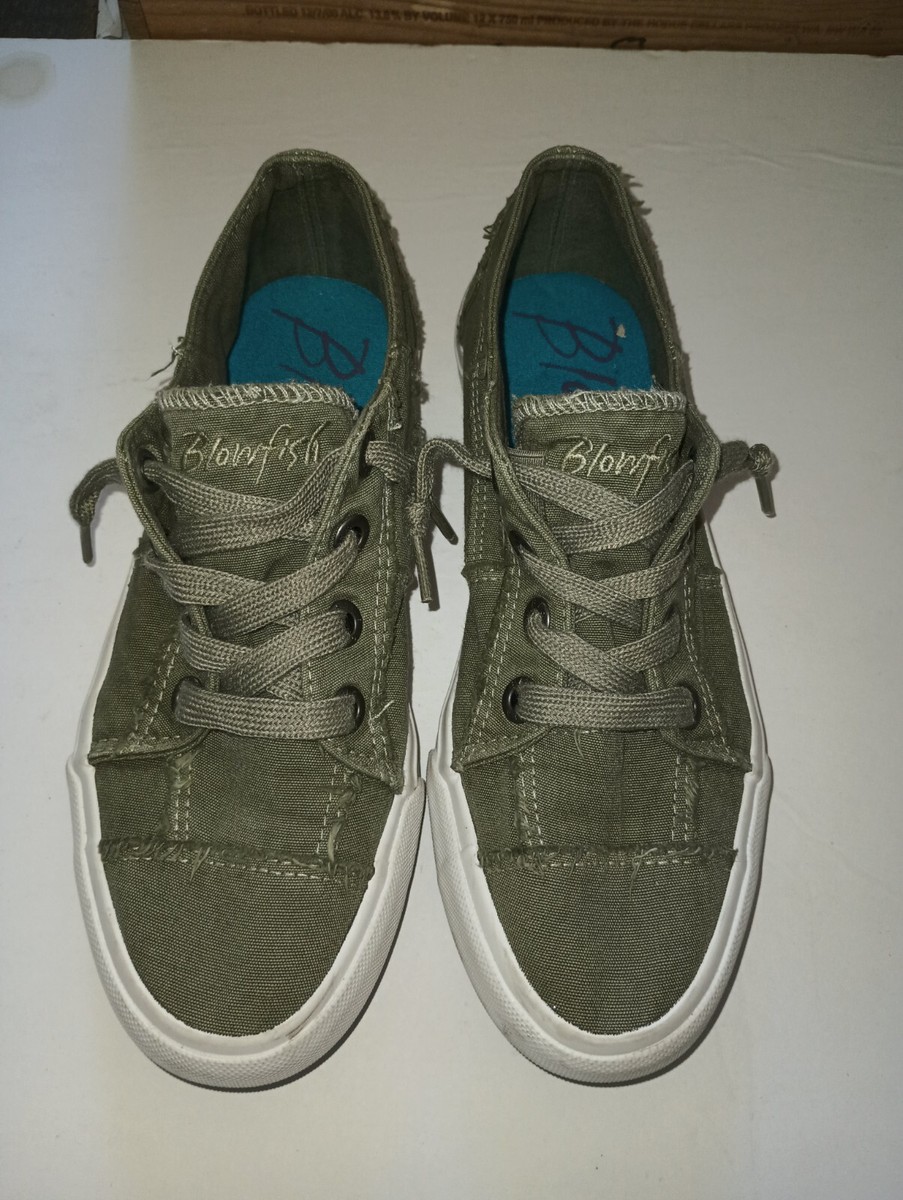 Blowfish Malibu Shoes Size Women Slip On Sneaker Gree Raw Edge