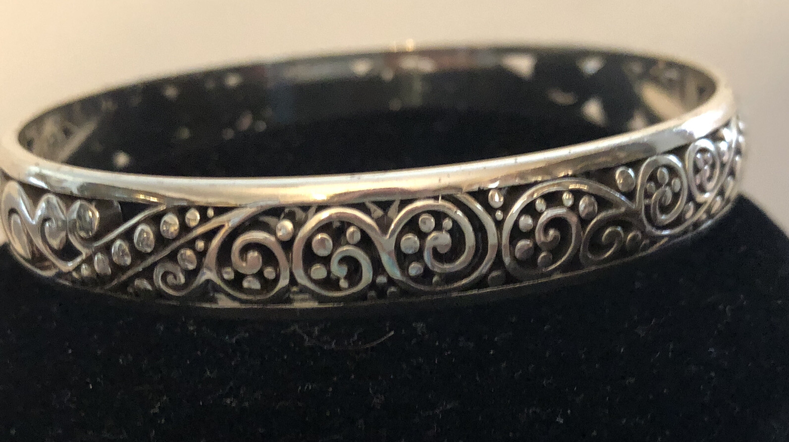 Brighton Filigree Scrollwork Bangle Bracelet Slip… - image 1