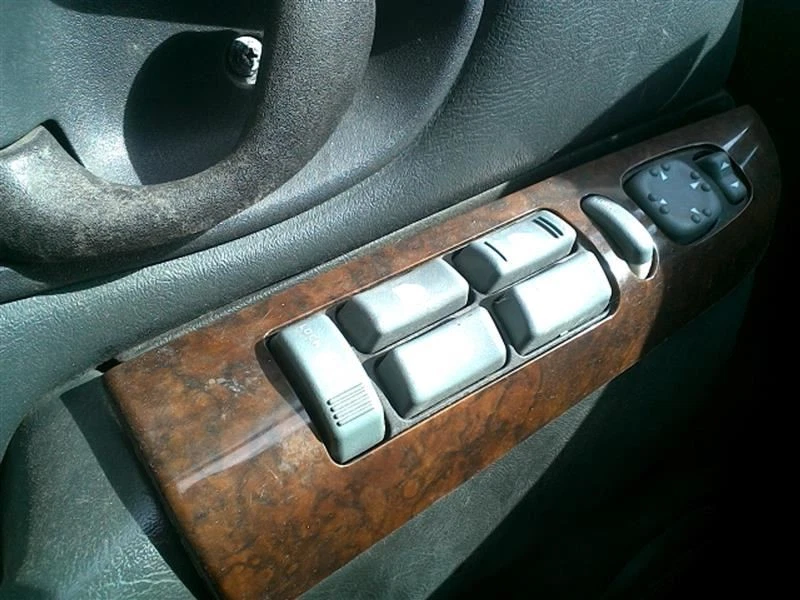 司机前门开关发球杆 Master 适合 99-05 BLAZER S10/JIMMY S15 247636 — 第 3/4 张图片