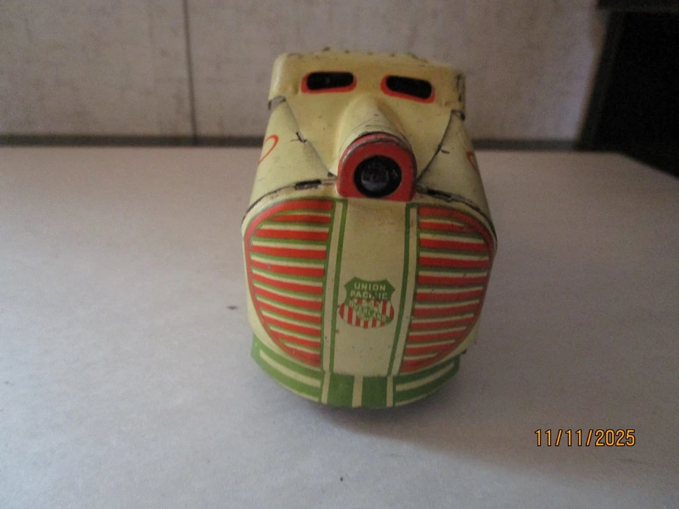 Marx Prewar M10005 6 Piece Union Pacific Streamliner Set - Image 3 of 4