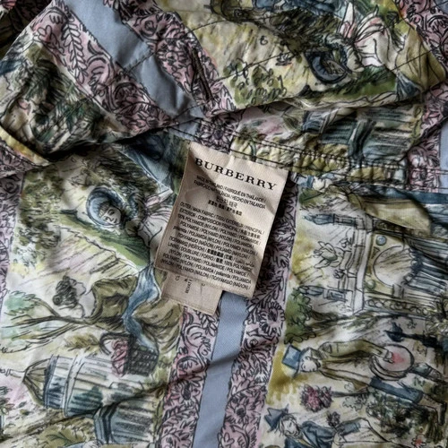 Burberry Illustrated Scene Print Nylon Jacket Size 52 image 9