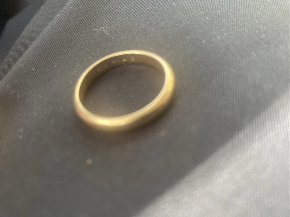 14k Yellow Gold Wedding Band. Size 11 - 4.8 Grams - Image 2 of 3
