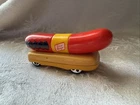 VINTAGE 1993 HOT WHEELS OSCAR MAYER WIENERMOBILE DIECAST 1:64 SCALE CAR TOY