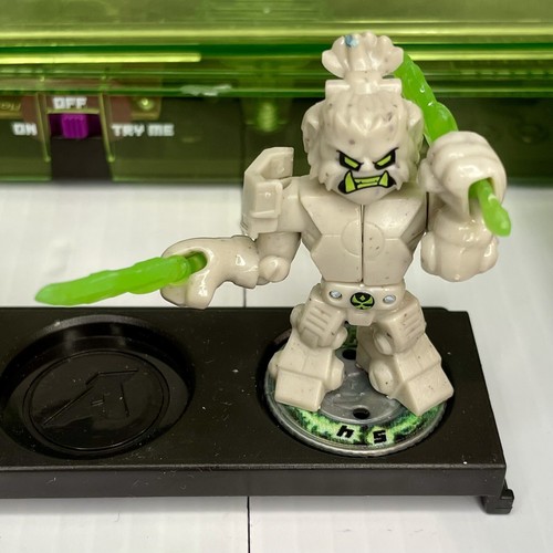Legends Of Akedo Power Storm Arena with 6 Warriors (3 need repair) and extras - Picture 9 of 12