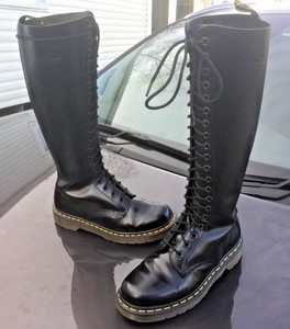 dr martens smooth 38