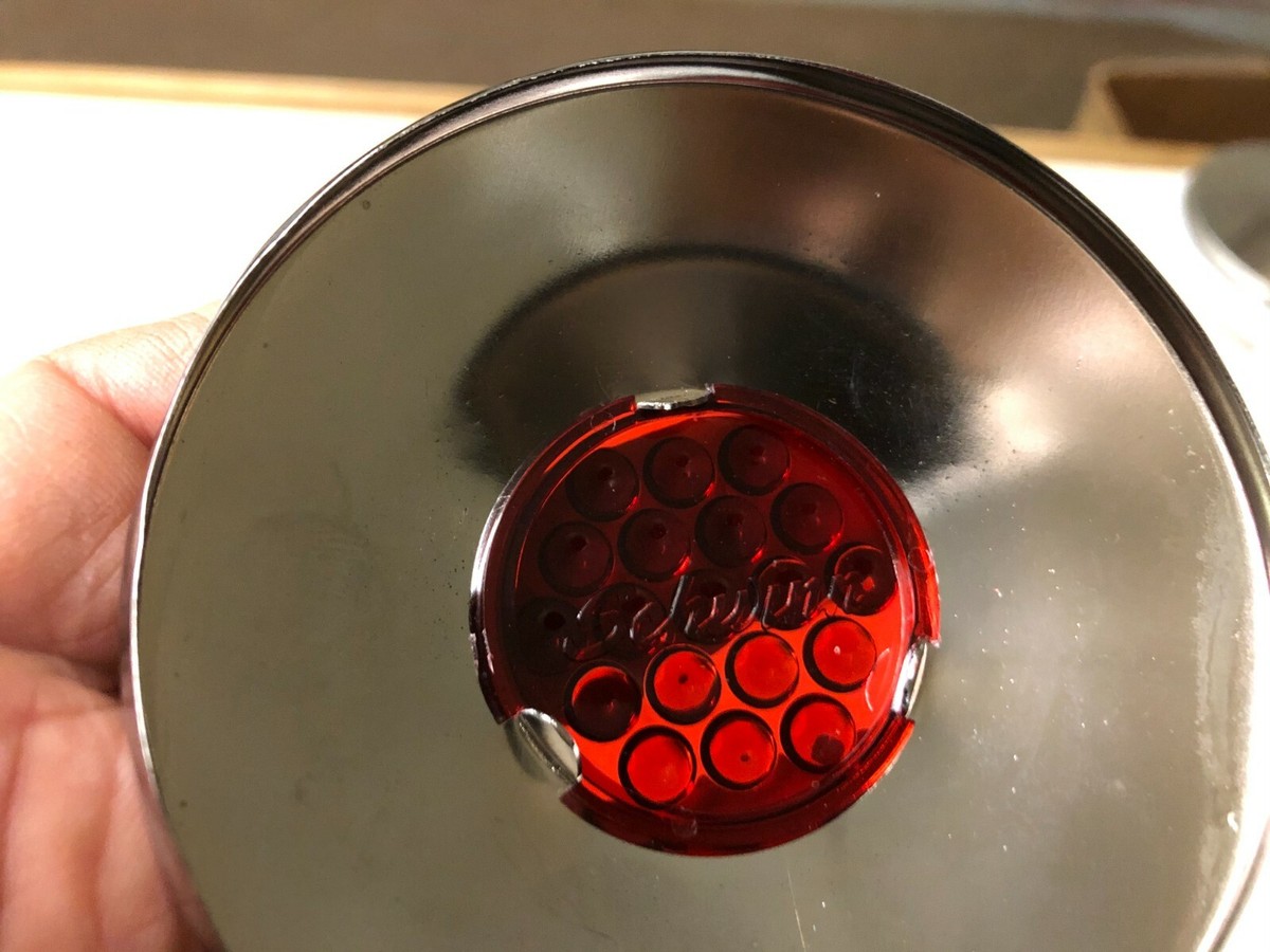 Schwinn Phantom Scripted Bicycle Red Reflector Chrome Hub Caps | eBay