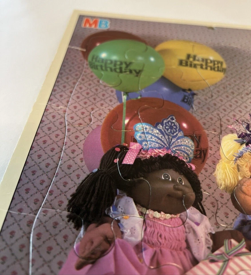 复古椰菜布贴儿童生日快乐 25 件拼图 1984 — 第 4/4 张图片