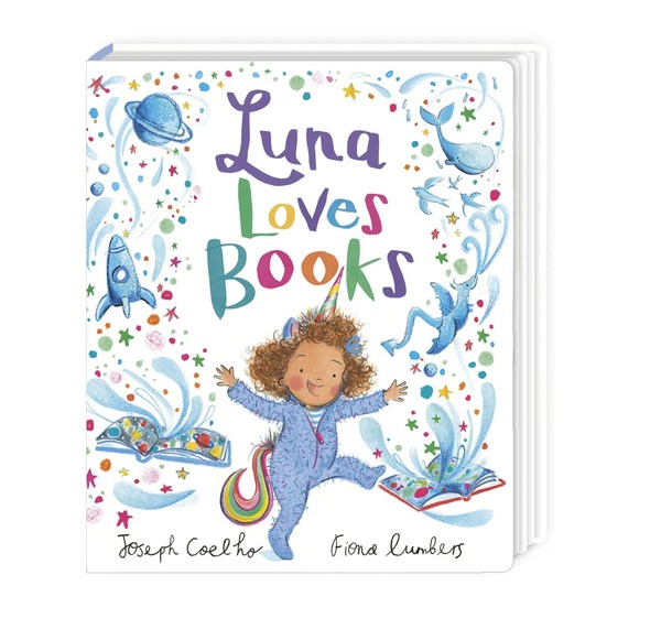 Joseph Coelho | Luna Loves Books | Buch | Englisch (2023) | Papp-Bilderbuch-image