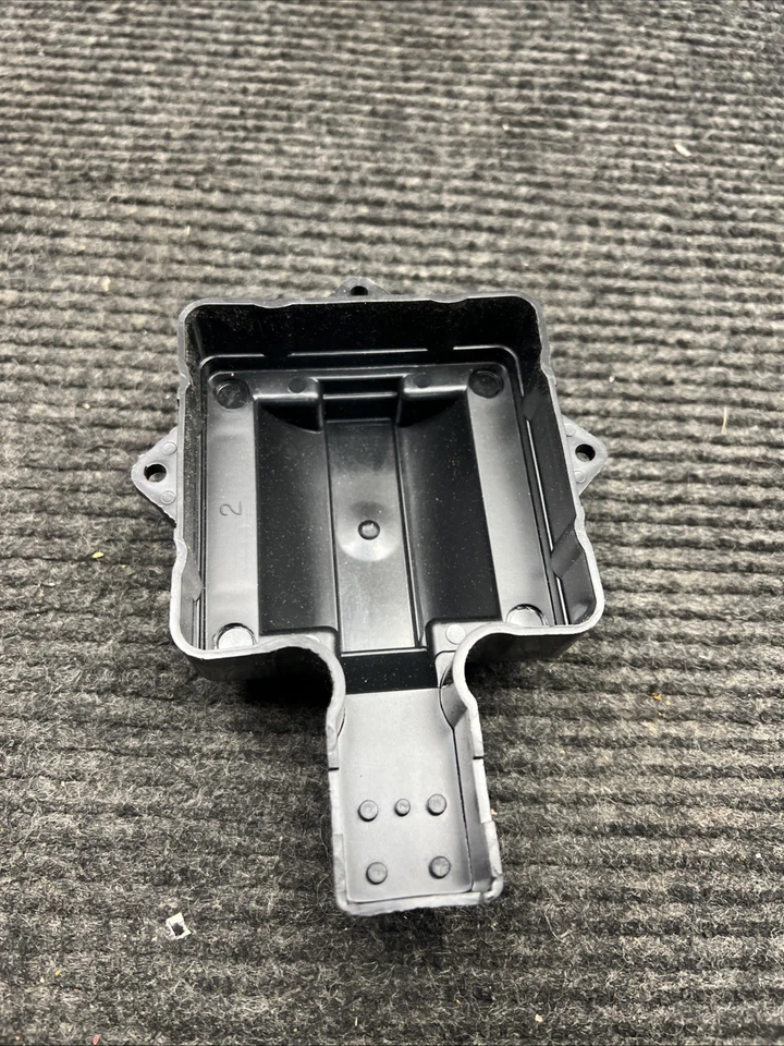 Cubierta de tapa de distribuidor ACDelco 1875960X Foto 3 de 4