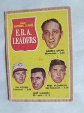 1962 Topps 1961 NL ERA Leaders - Warren Spahn/Jim O'Toole/Simmons /McCormick #56