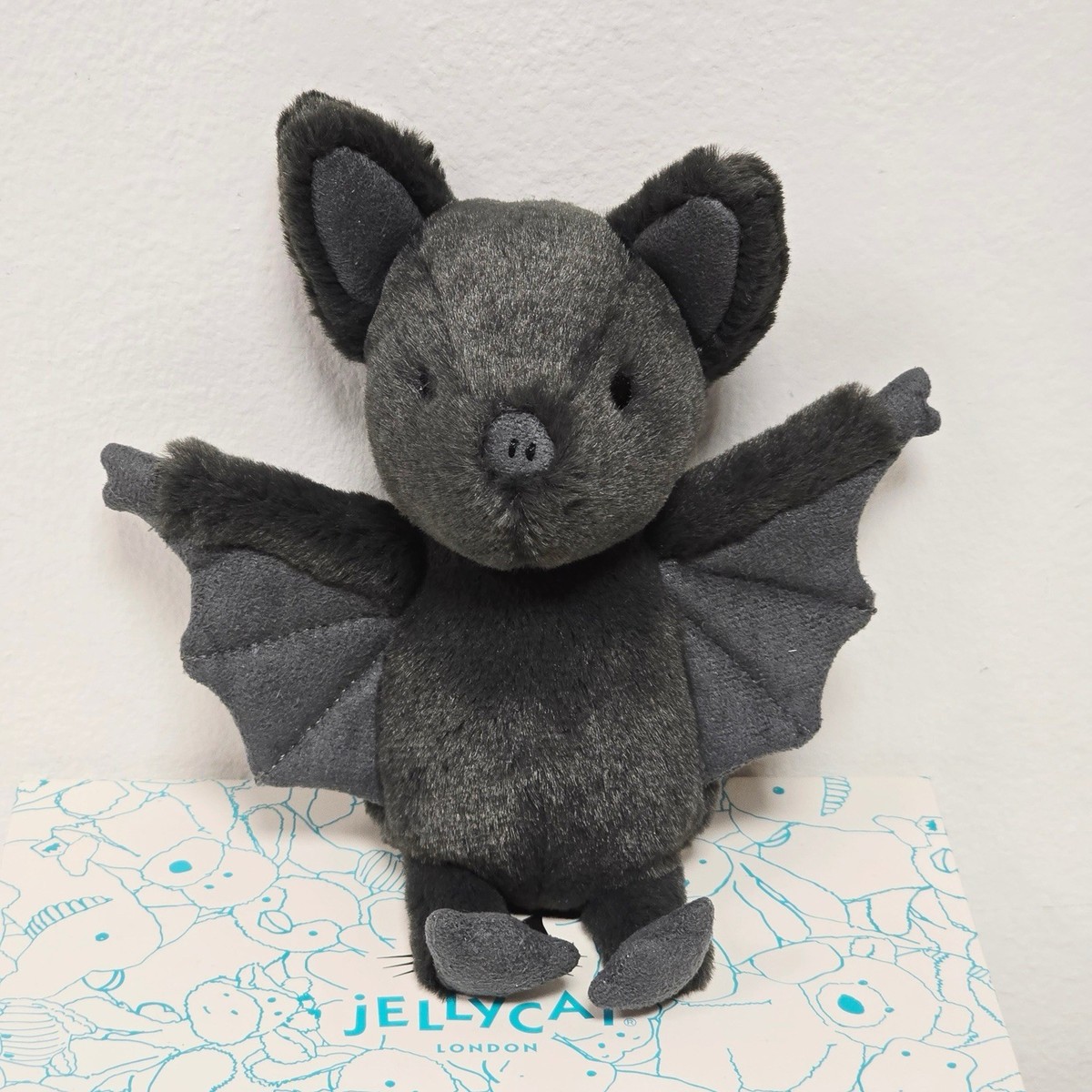 Retired Jellycat Ooky Bat excellent condition without tags