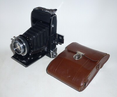 Zeiss Ikon Ikonta 521/2 Folding Camera Novar-Anastigmat 3.5/10.5+