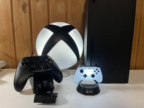 Microsoft Xbox Series X 1TB Spielekonsole – Schwarz