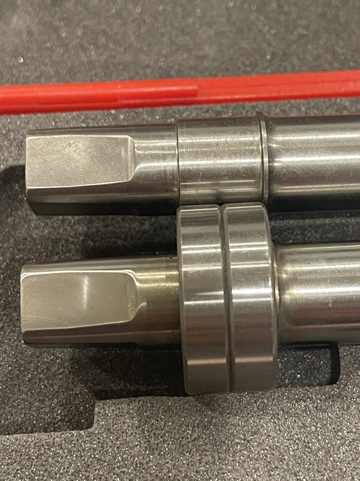 Titanium Bottom Bracket Spindle 73 X 123  Double Bearing Drive Side Ti-6AL-4V - Image 2 of 4