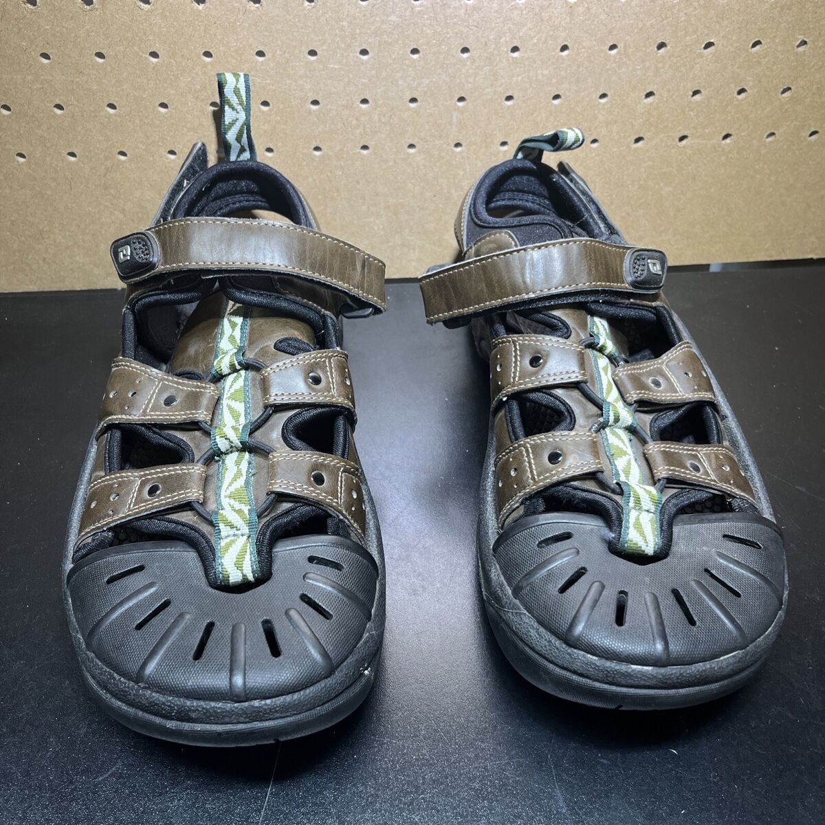 FootJoy FJ Brown Leather Closed Toe Golf Sandals 45625 Mens FootJoy FJ Brown Leather Closed Toe Golf Sandals 45625 Mens