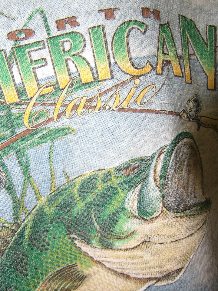 Vintage Van Heusen North American Classic Fishing Sweatshirt Large #4934 - Image 3 of 4