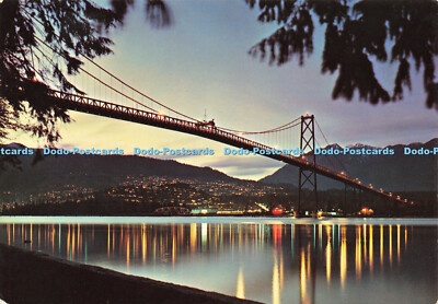 D166402 Kanada. Löwentorbrücke in der Abenddämmerung. Vancouver. B.C. Natural Color Produc