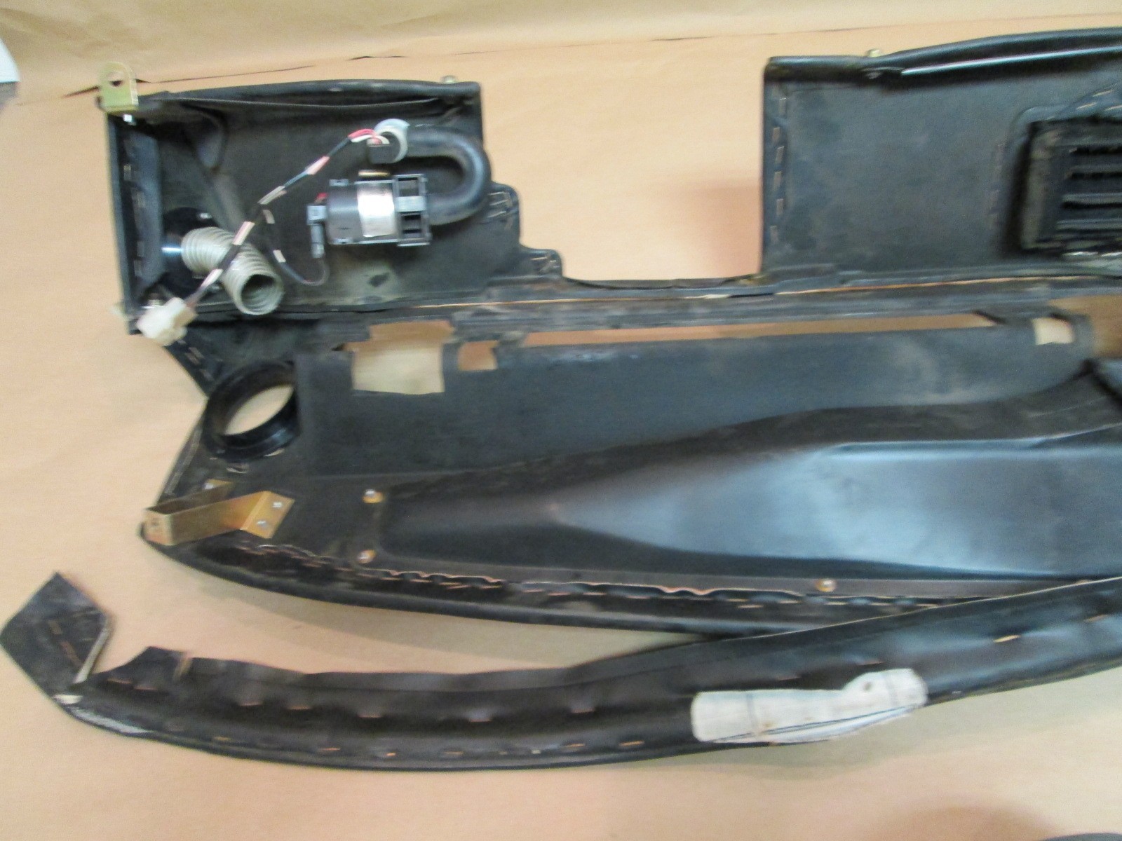 Ferrari Mondial QV 3.0 Dashboard / Dash w/ Glove Box - Black USED # 61216200
