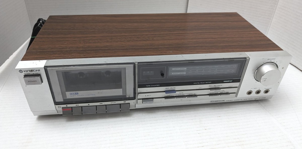 Hitachi D-E33 Stereo Cassette Tape Deck Item Does Not Play May