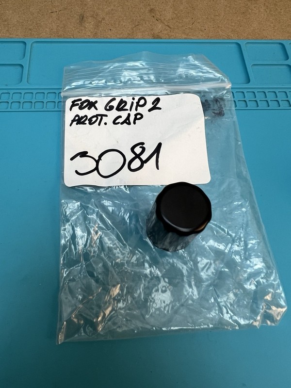 Fox 40 Grip 2 rebound knob protection cap Sku3081