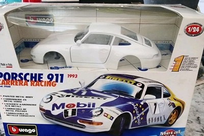 Burago Porsche 911 Carrera Racing 1993 Metal Kit