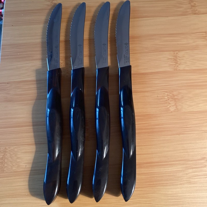 CUTCO 1759 KP Serrated Table STEAK KNIFE  USA Brown Handle Lot Of 4