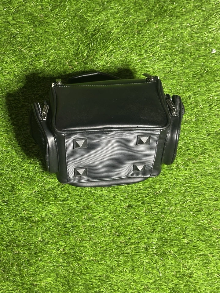 "Bolso de accesorios/cámara de cuero negro Targus 7x6x5,5"" - sin correa para el hombro" Foto 3 de 4