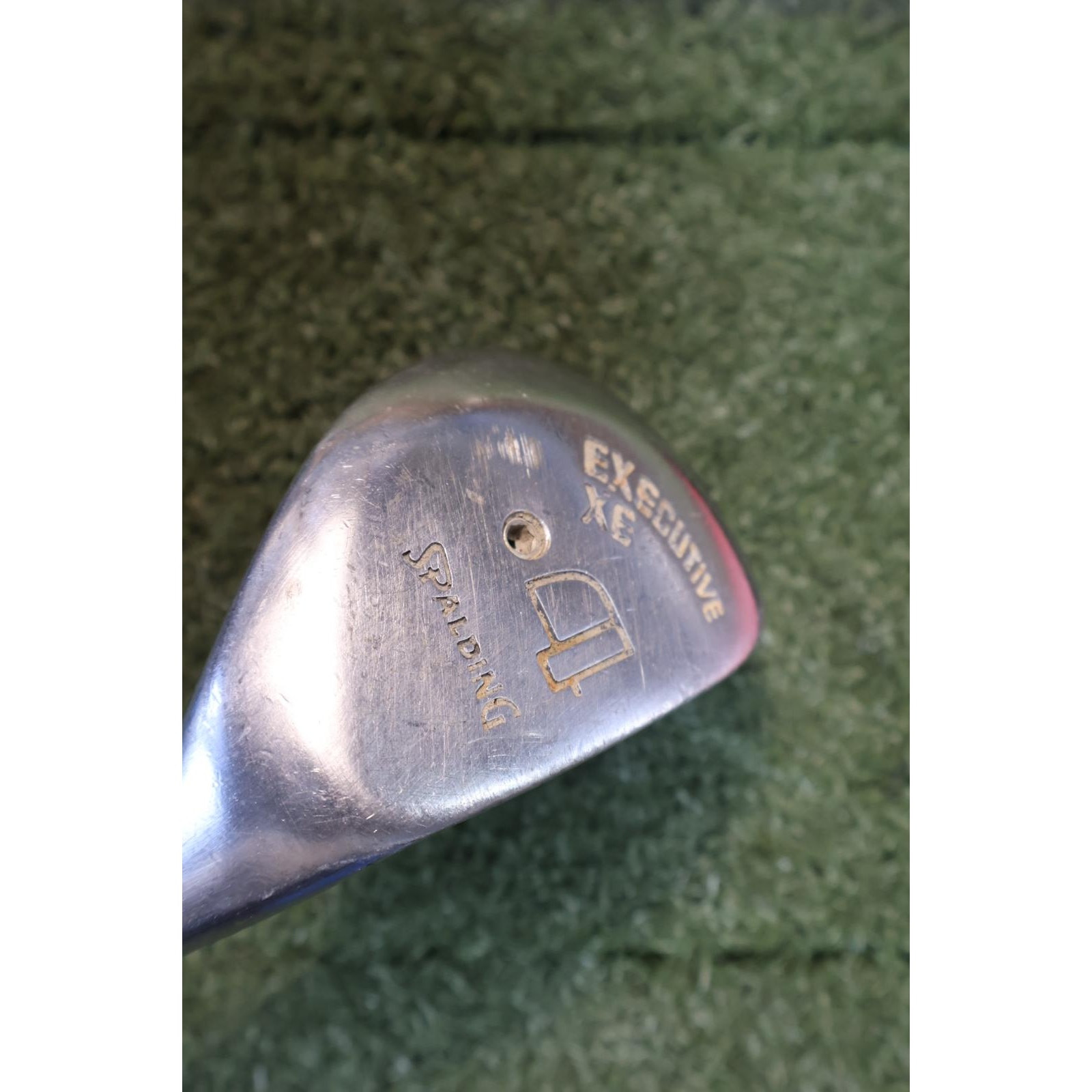 Spalding Executive XE 38.5