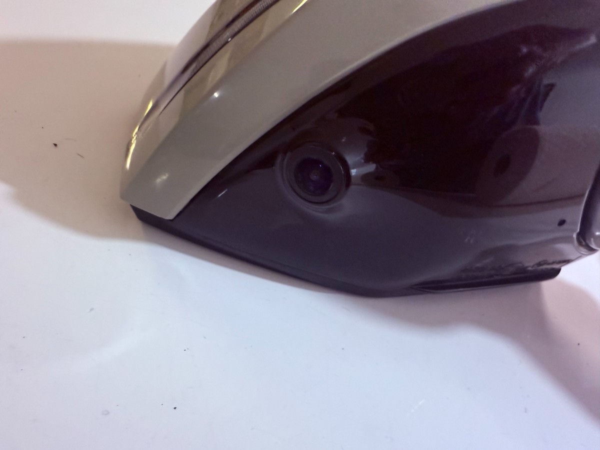 2023-2024 KIA SPORTAGE MIRROR W/CAMERA 8 PIN 87620-P1190 RIGHT OEM