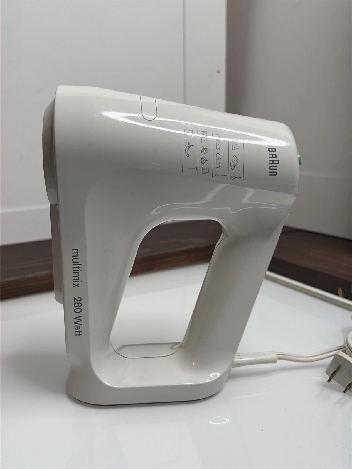 Braun Multimix 220W Hand Mixer Type 4642 OEM Base Motor Unit Tested
Opens in a new window or tab