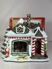 Pfaltzgraff Christmas Heritage Electric Lighted House Toy Shop 2000