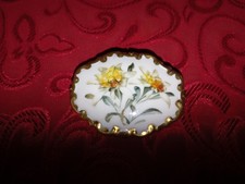 Vintage Porzellan-Brosche Blumenmotiv von Rosenthal handbemalt & vergoldet