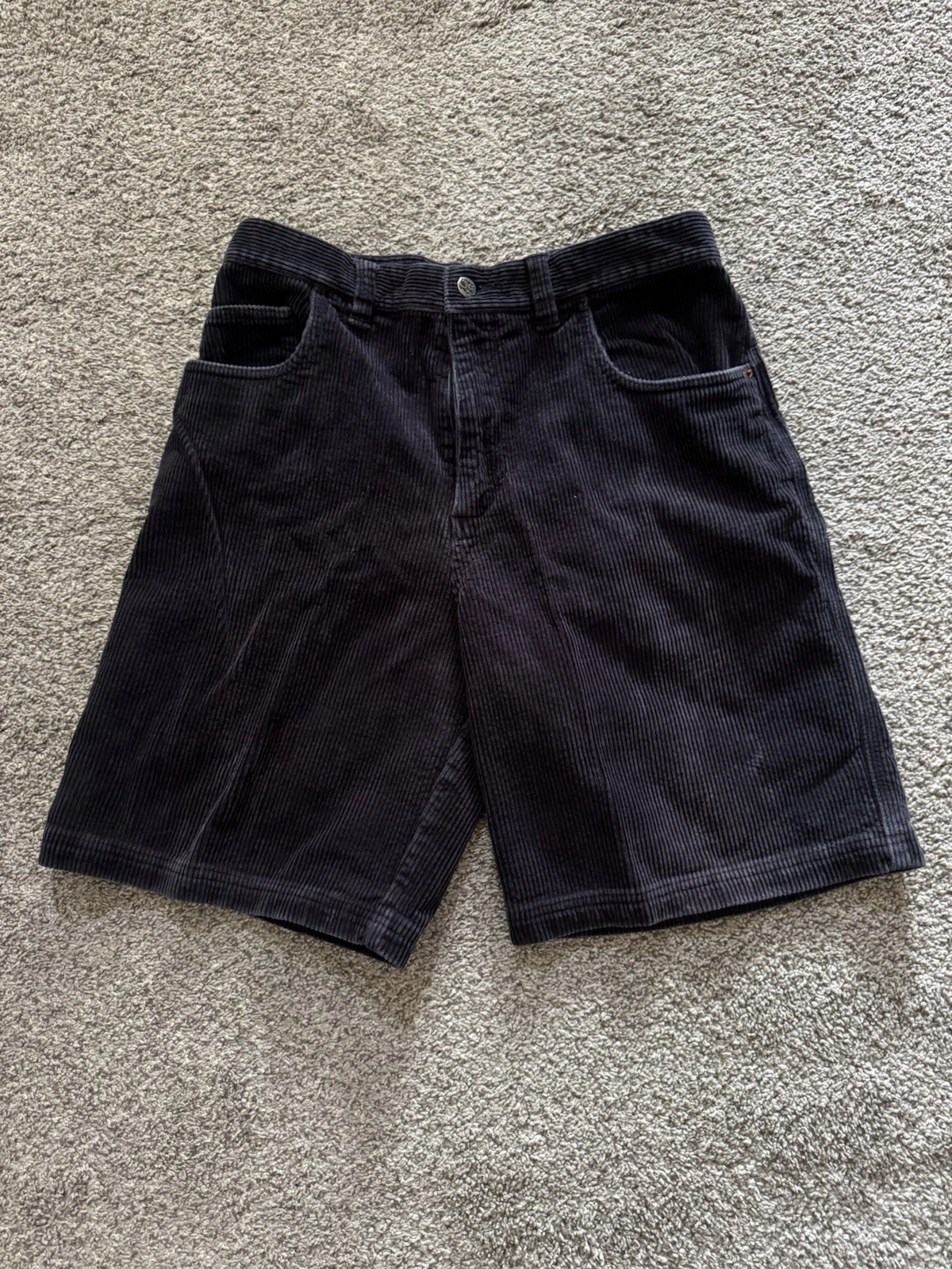 Quick Silver Men's Corduroy Shorts Size 32 Black
Opens in a new window or tab
