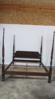 Ethan Allen Georgian Court King Cherry Poster Rice Bed
