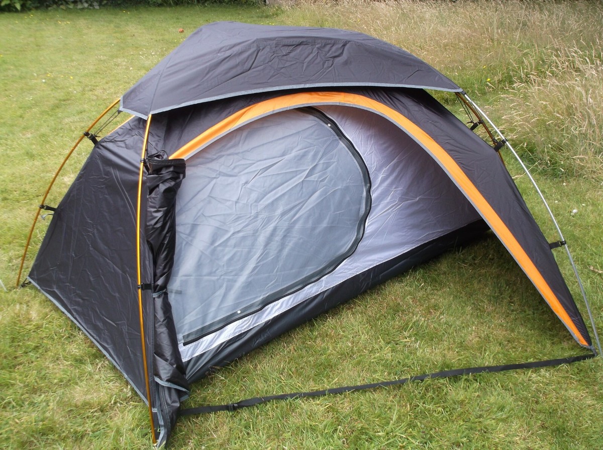 person Lightweight Dark Grey in Twin doors Alloy