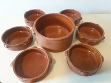 Set 7 Pezzi in terracotta: Tegame cm 22 + 6 Ciotole diam 16 cm Con Manici